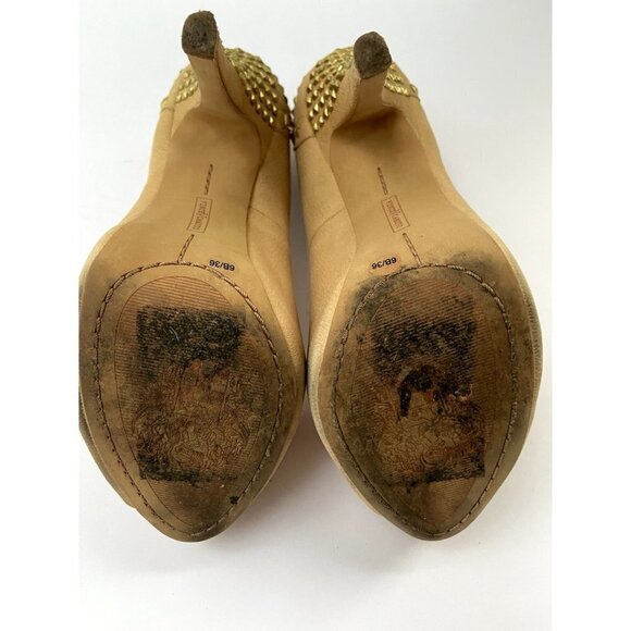 ✨2/$20✨ Vince Camuto Women's Tan High Heels with Gold Tacks Pumps Size 6 - Picture 11 of 16